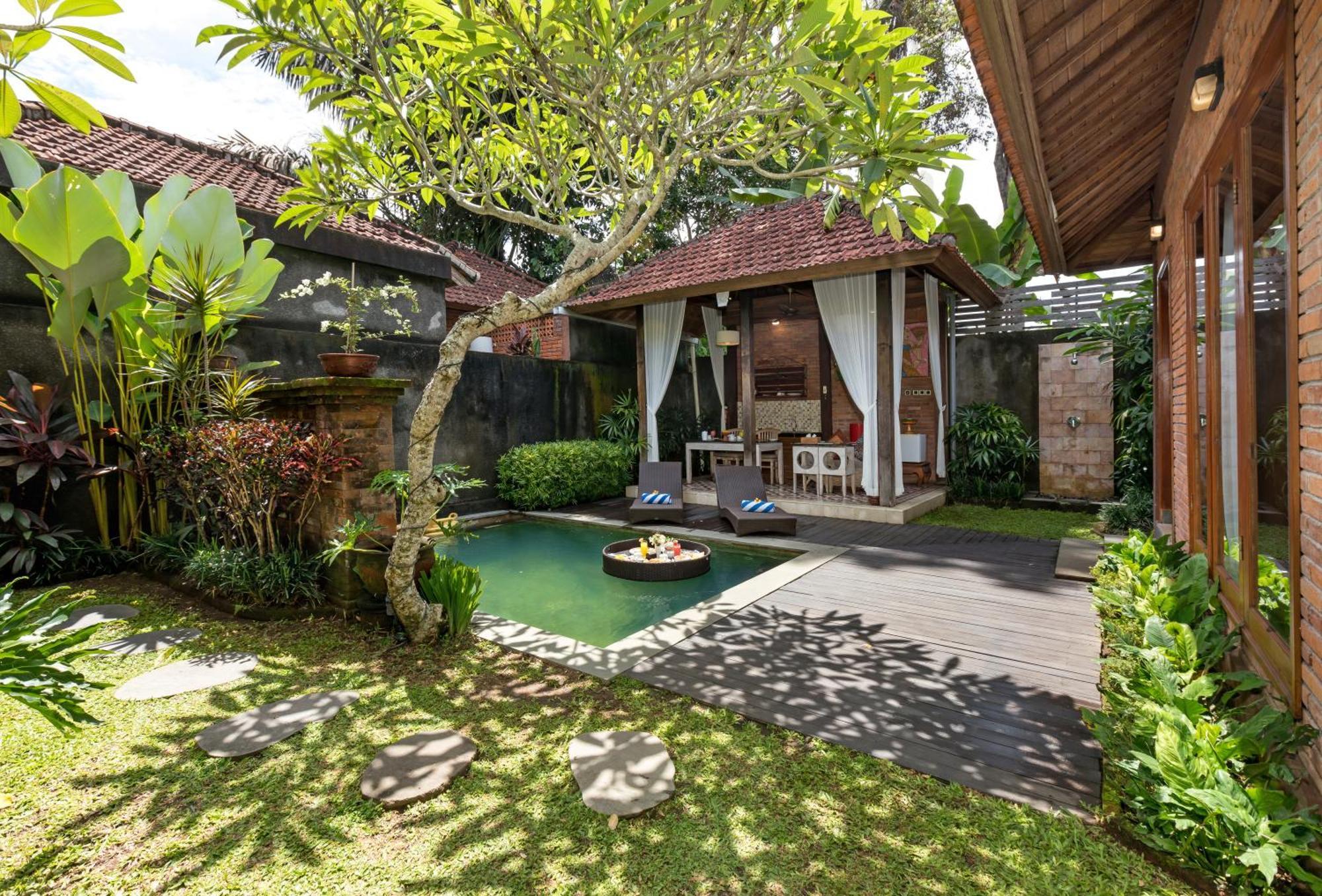 Resort Raya 4*
