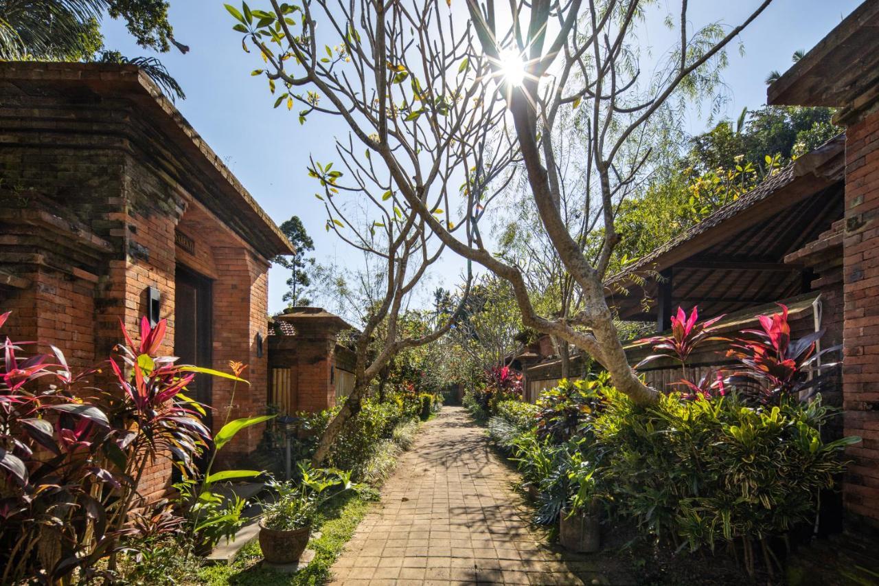 Raya Resort